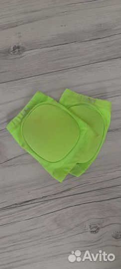 Наколенники solo с усиленной чашечкой бу