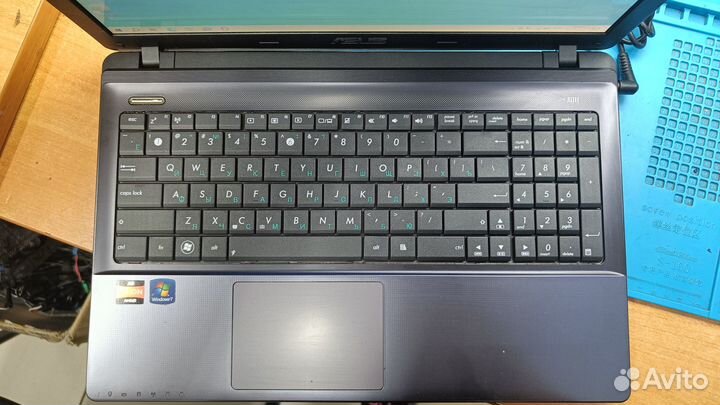 Ноутбук asus K55N