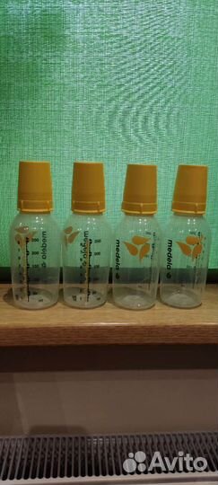 Бутылочки Medela большие