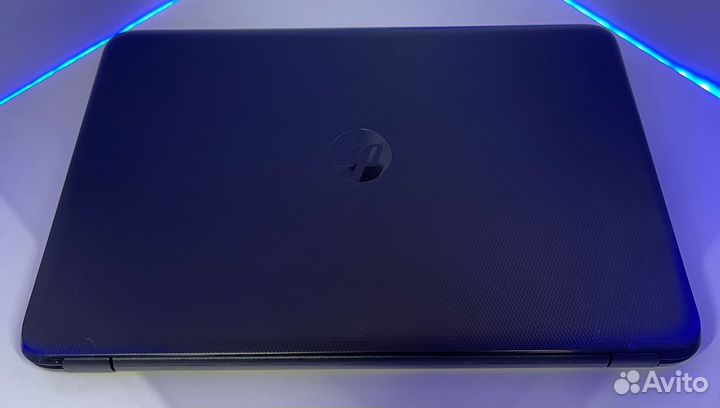 Ноутбук HP 15-ac679ur