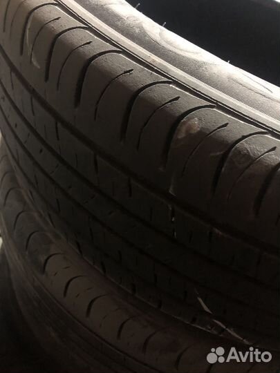 Kumho Solus HS51 215/60 R17