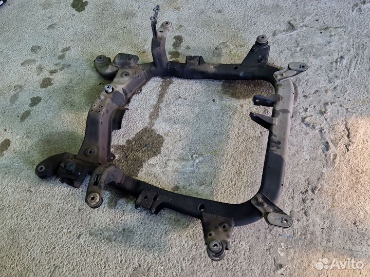 Подрамник передний Опель Астра H 2004-2014