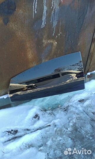 Хендай Солярис Стекло заднее правое 834211R010