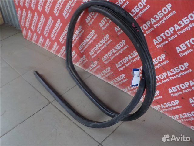 Уплотлотнитель двери передний правый Lifan Solano