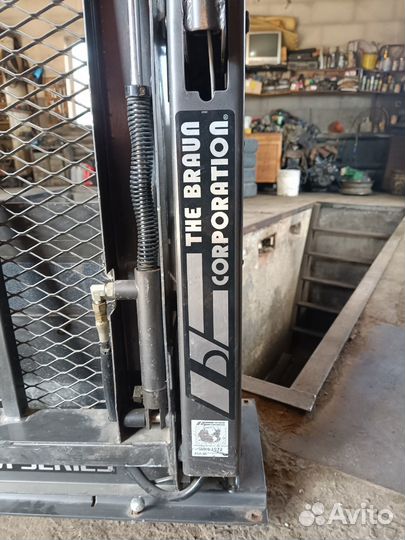 Автомобильный подъёмник для инвалидов Braun