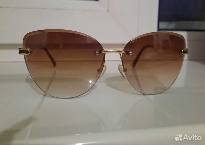 Солнцезащитные очки женские