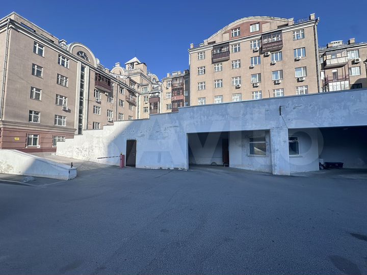 Машиноместо, 14 м²