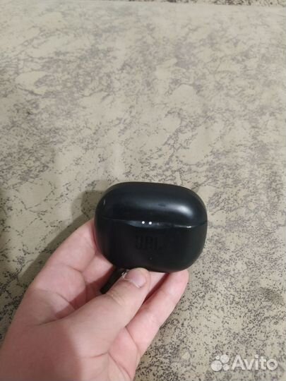 Беспроводные наушники jbl