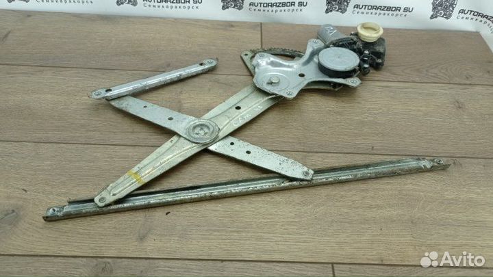 Стеклоподъемник передний левый Toyota Camry 40