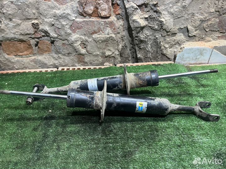 Стойки передние Дизель Audi A4B5 Passat B5