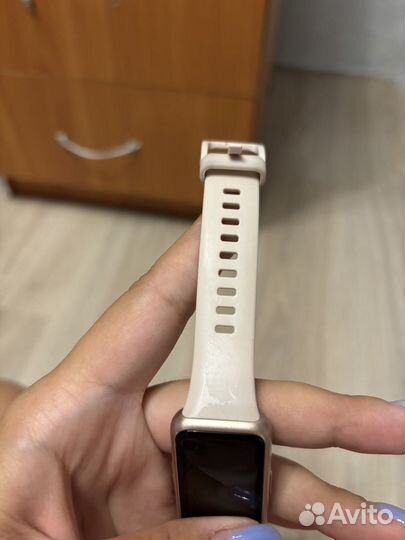 Умный браслет Huawei Band 7