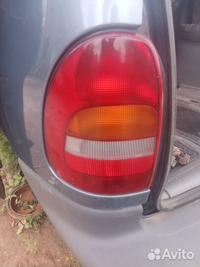 Фонарь задний Chrysler Voyager 3