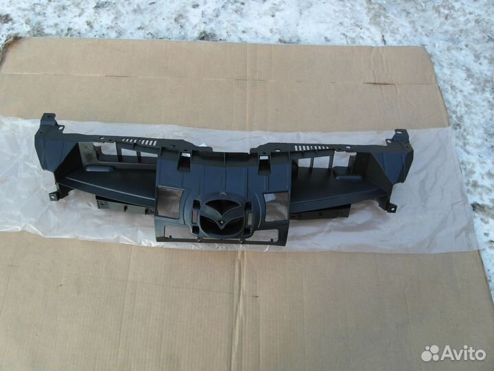 Решётка радиатора внутри Тайвань Mazda 3 BL 09-13