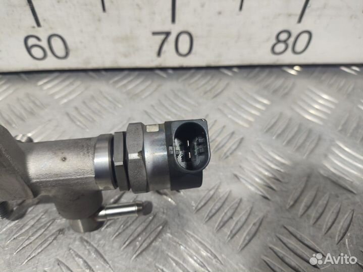 Б/У Рейка топливная (рампа) Mercedes W166 X#002