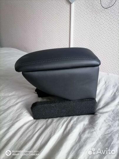 Подлокотник на volkswagen polo