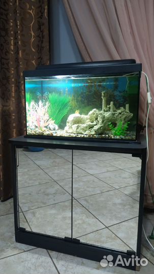 Аквариум с тумбой