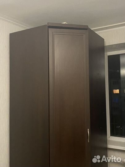 Шкаф угловой