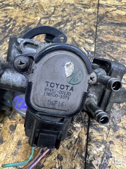 Дроссельная заслонка Тойота Королла E120