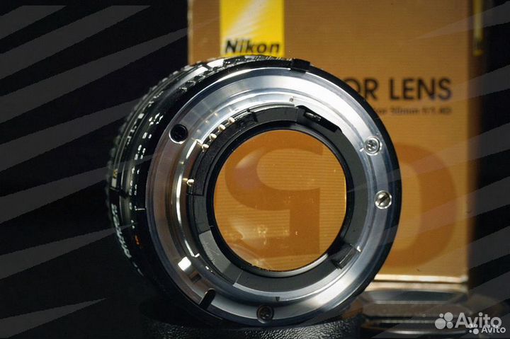 Nikon AF 50 mm F1.4 D / 957