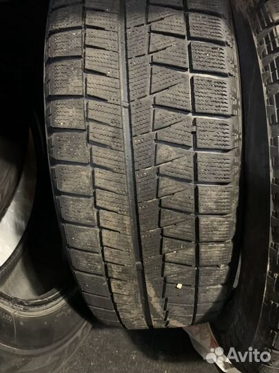 Bridgestone Blizzak Revo GZ 225/60 R17