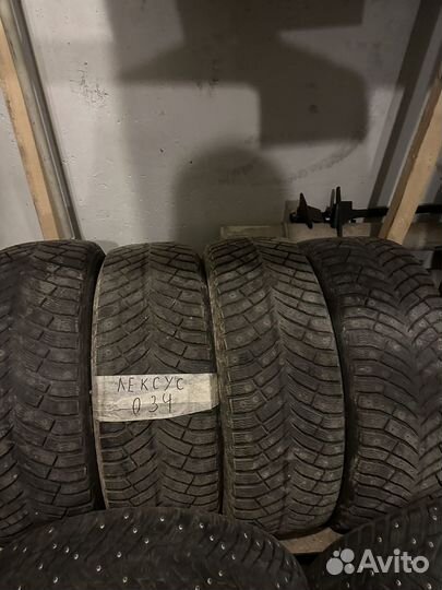 Michelin X-Ice North 4 SUV 235/55 R19