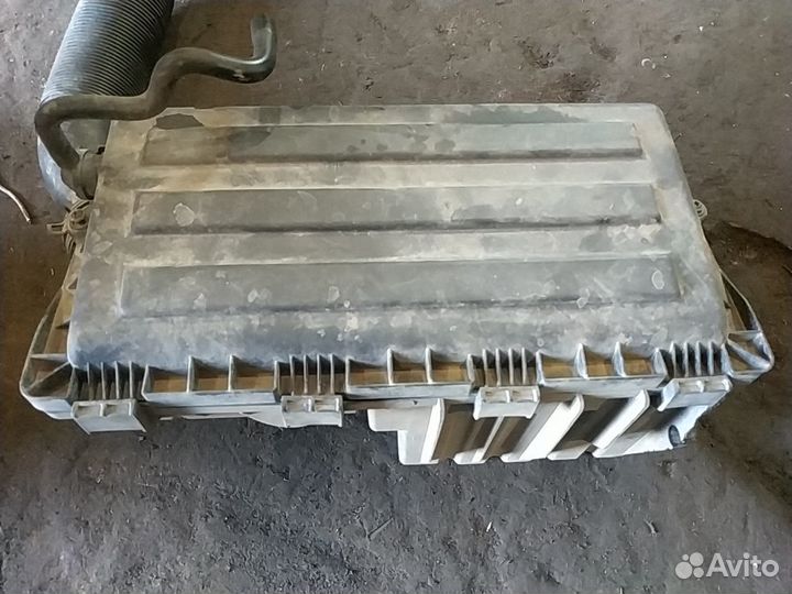 Корпус воздушного фильтра volkswagen polo 2011 г