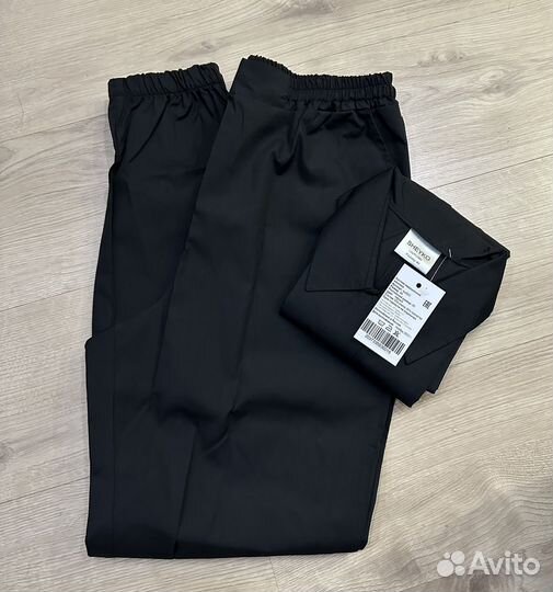 Новый медицинский костюм Sheyko