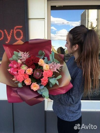 Цветы с оформлением 25,51, 101 Роза эквадор