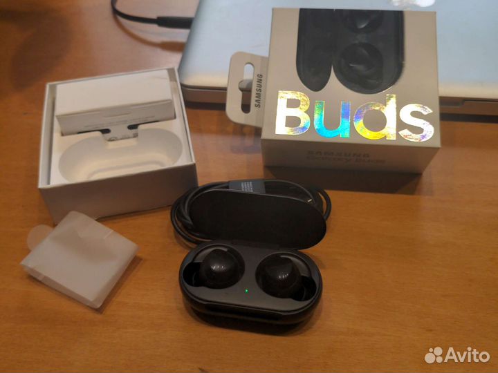 Samsung Galaxy Buds
