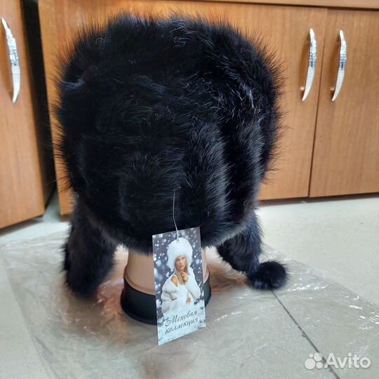 Шапка норковая нашивка