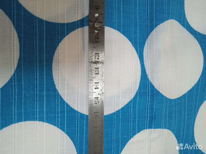 Отрез ткани горох