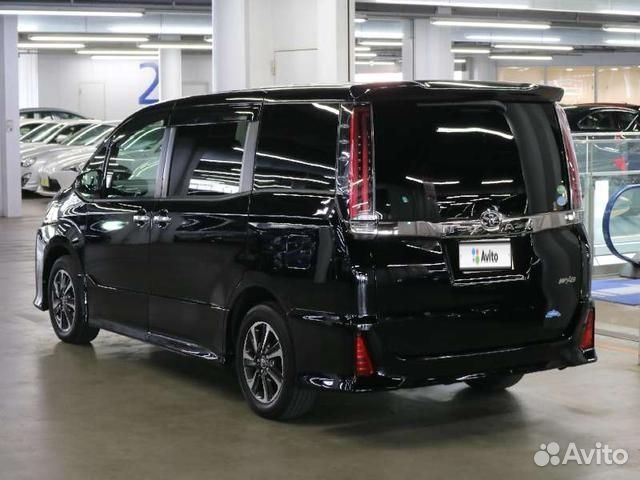 Toyota Noah 2.0 CVT, 2018, 27 000 км