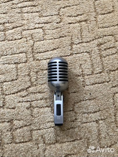 Ретро микрафон AKG