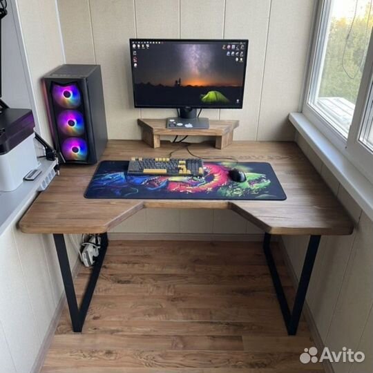 Компьютерный стол