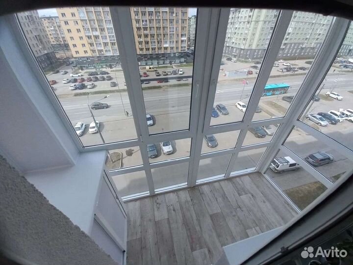 Остекление, отделка балкона