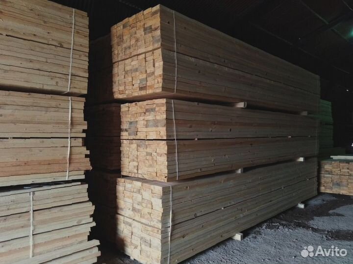 Сосновые доски, натуральность и красота