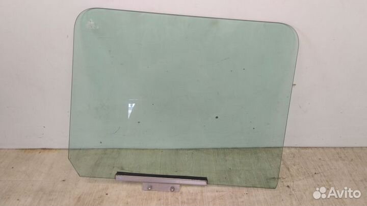 Стекло двери задней правой Mercedes-Benz G463 / W4