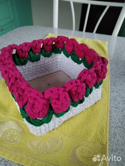 Корзина вязаная