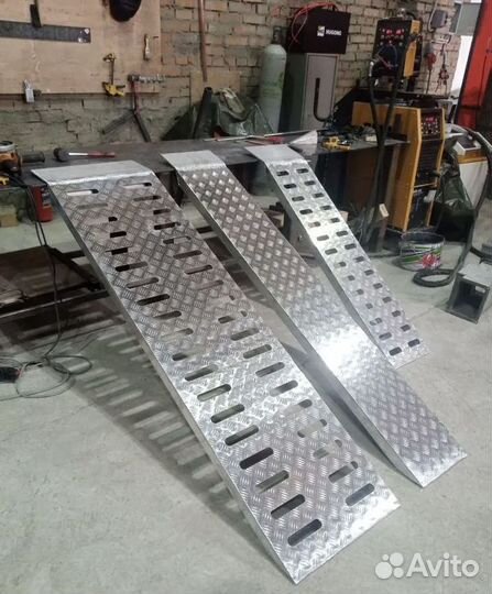 Сходни трапы для мини экскаватора и спецтехники