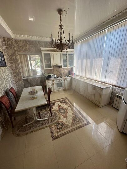 Дом 180 м² на участке 4,6 сот.