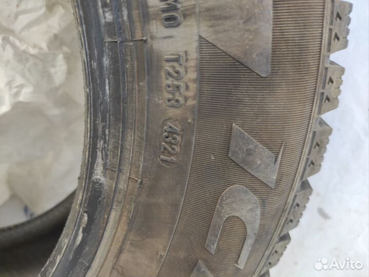 Pirelli Ice Zero 185/65 R15 92T