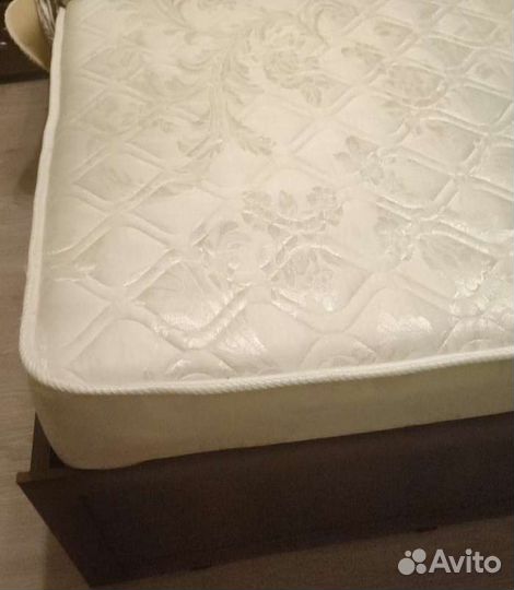 Кровать с матрасом бу