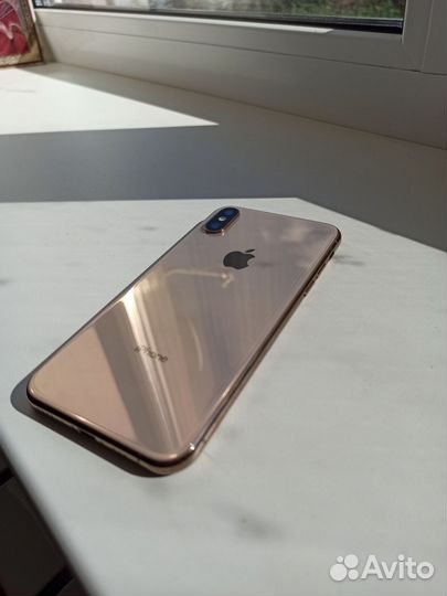 iPhone XS 64 gb gold