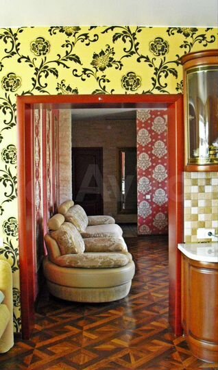 Дом 172,4 м² на участке 9 сот.