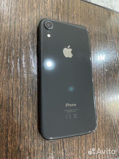 iPhone Xr, 64 ГБ