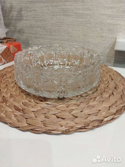 Хрустальная ваза