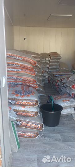 Комбикорм и зерновые