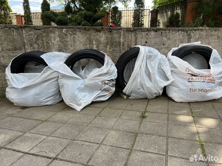 Pirelli P Zero Rosso 265/45 R20 Y