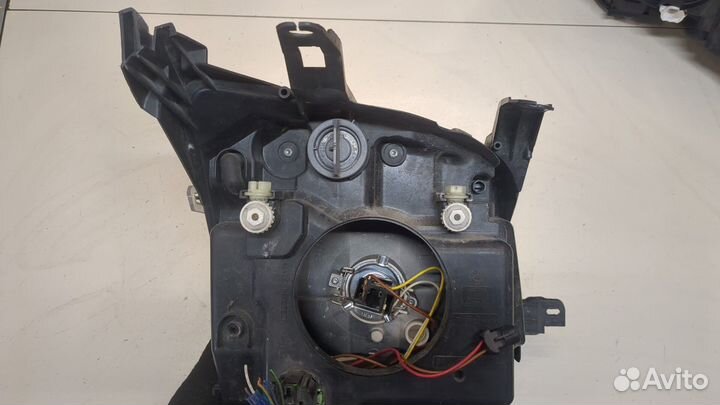 Фара (передняя) Ford Fusion, 2009