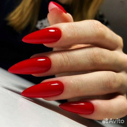 Маникюр с покрытием гель-лаком